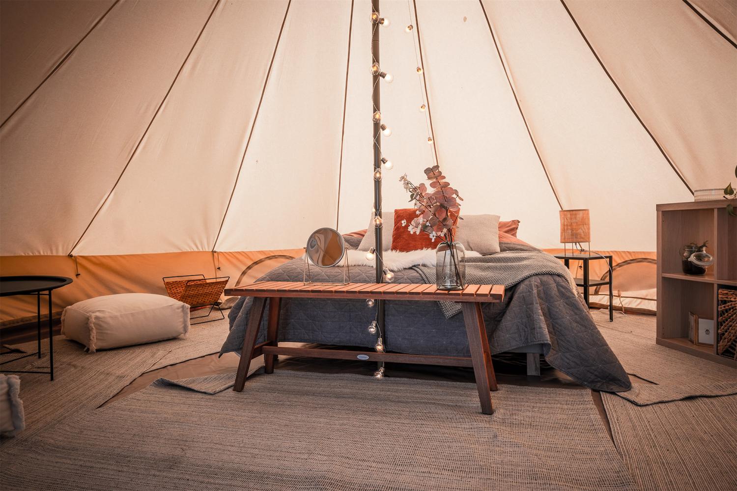 Sov skönt i glampingtält på Kalmar Camping, Rafshagsudden
